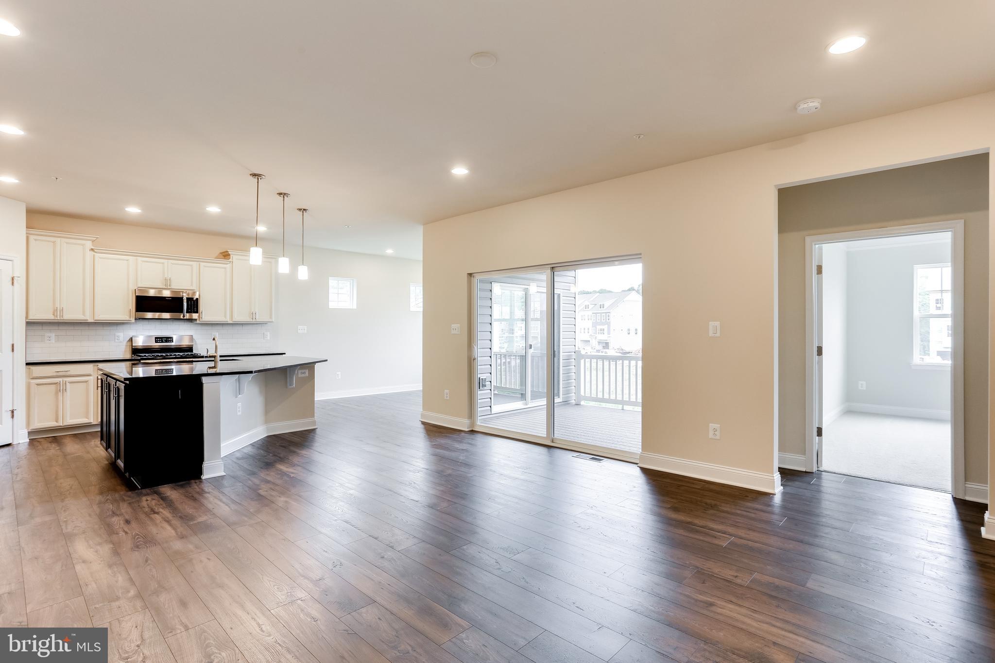 TANYARD COVE - Residential