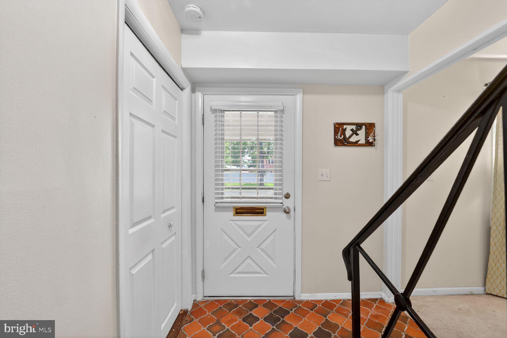2922 BARRISTER LANE
