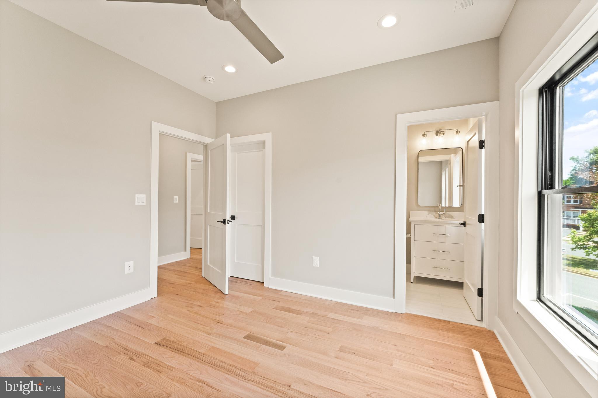 LYON PARK - Residential