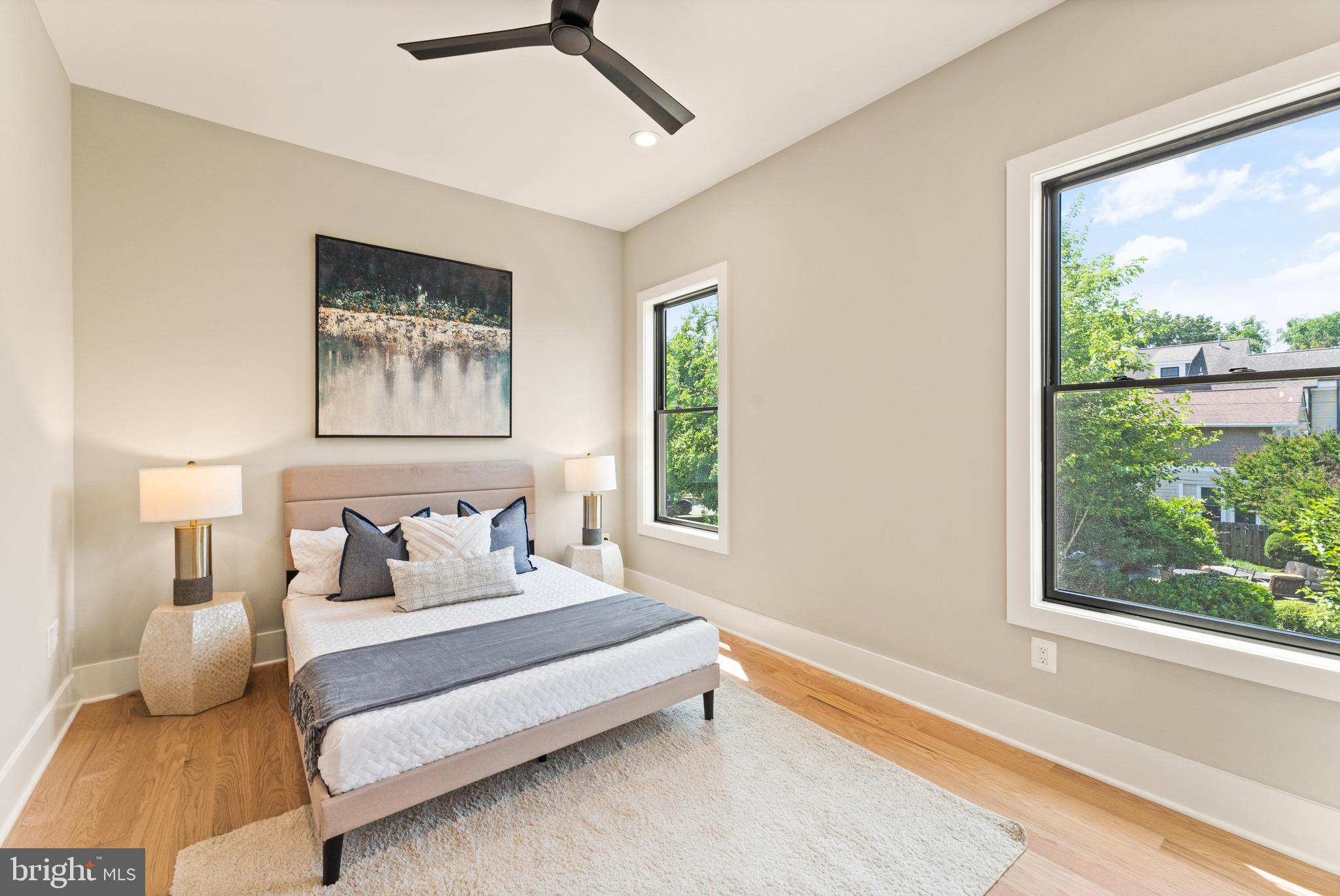 LYON PARK - Residential