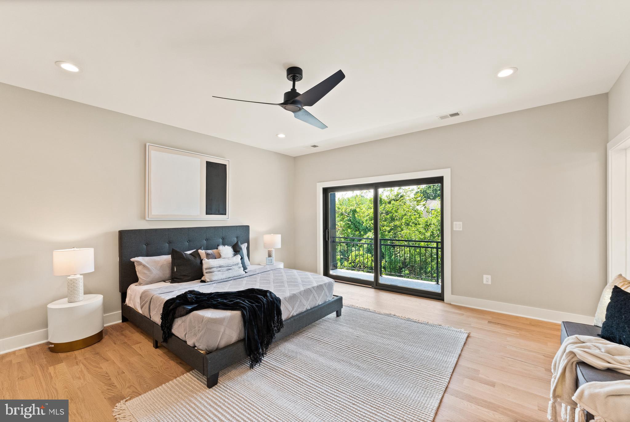 LYON PARK - Residential