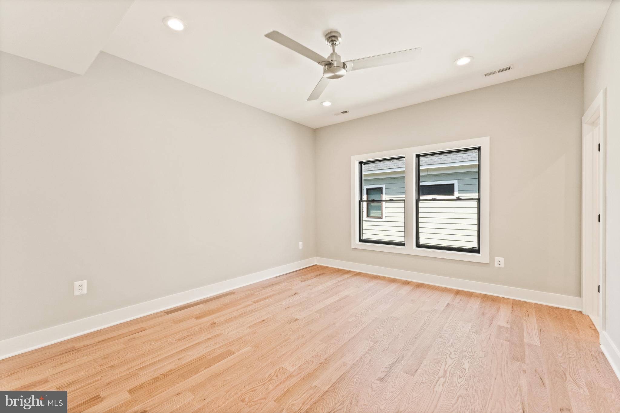 LYON PARK - Residential