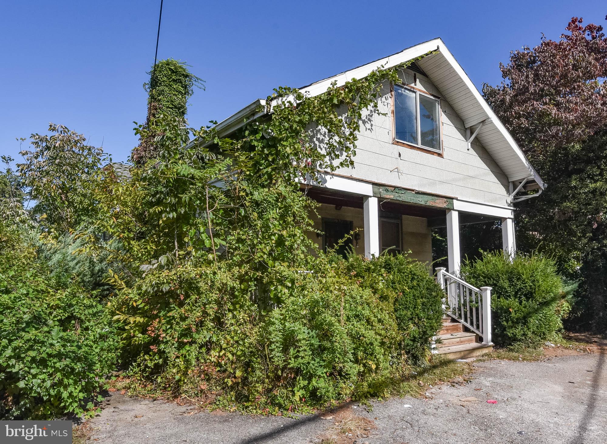 1902 N FOREST PARK AVENUE
