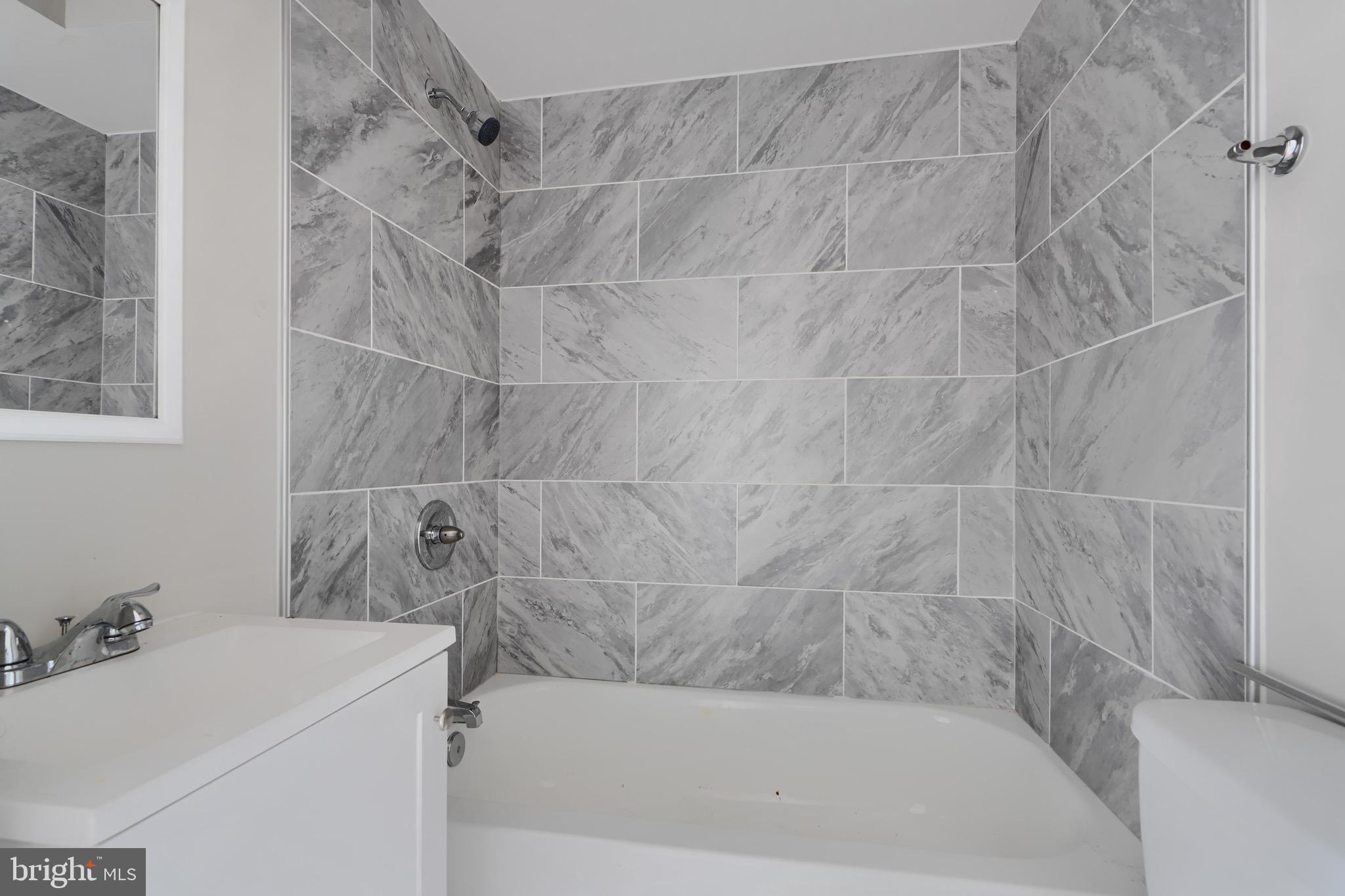 CARROLLTON RIDGE - Residential