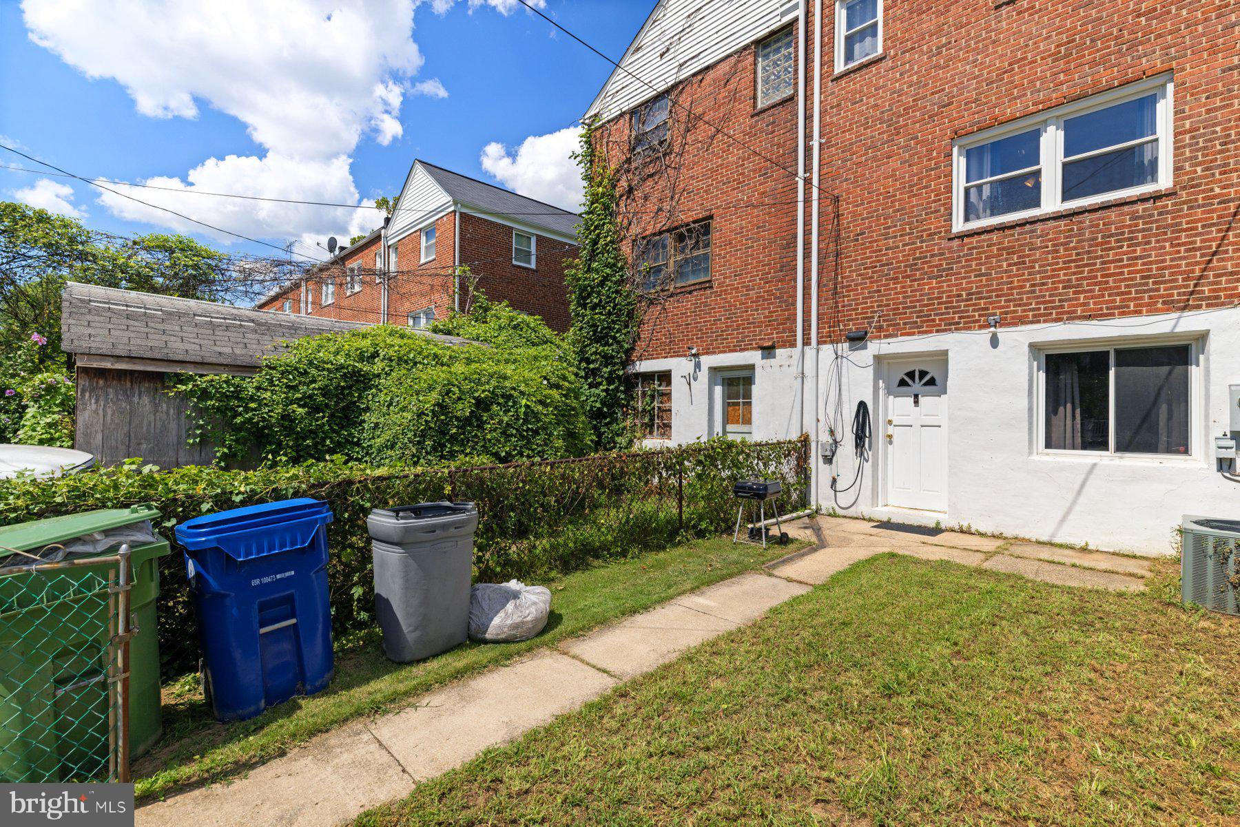 PARKSIDE - Residential