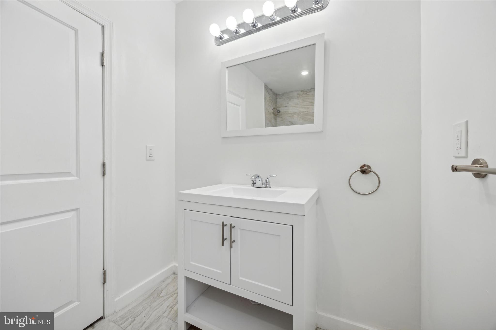 PORT RICHMOND - Residential