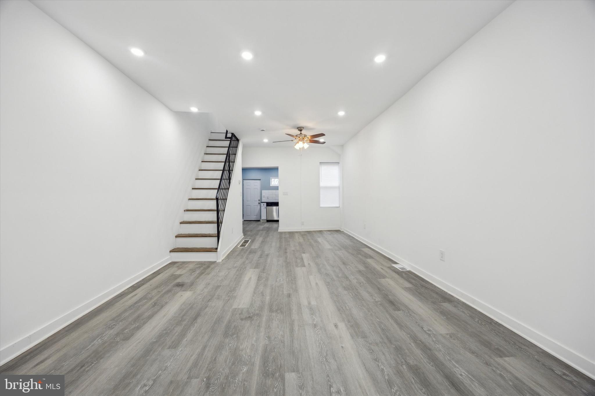 PORT RICHMOND - Residential