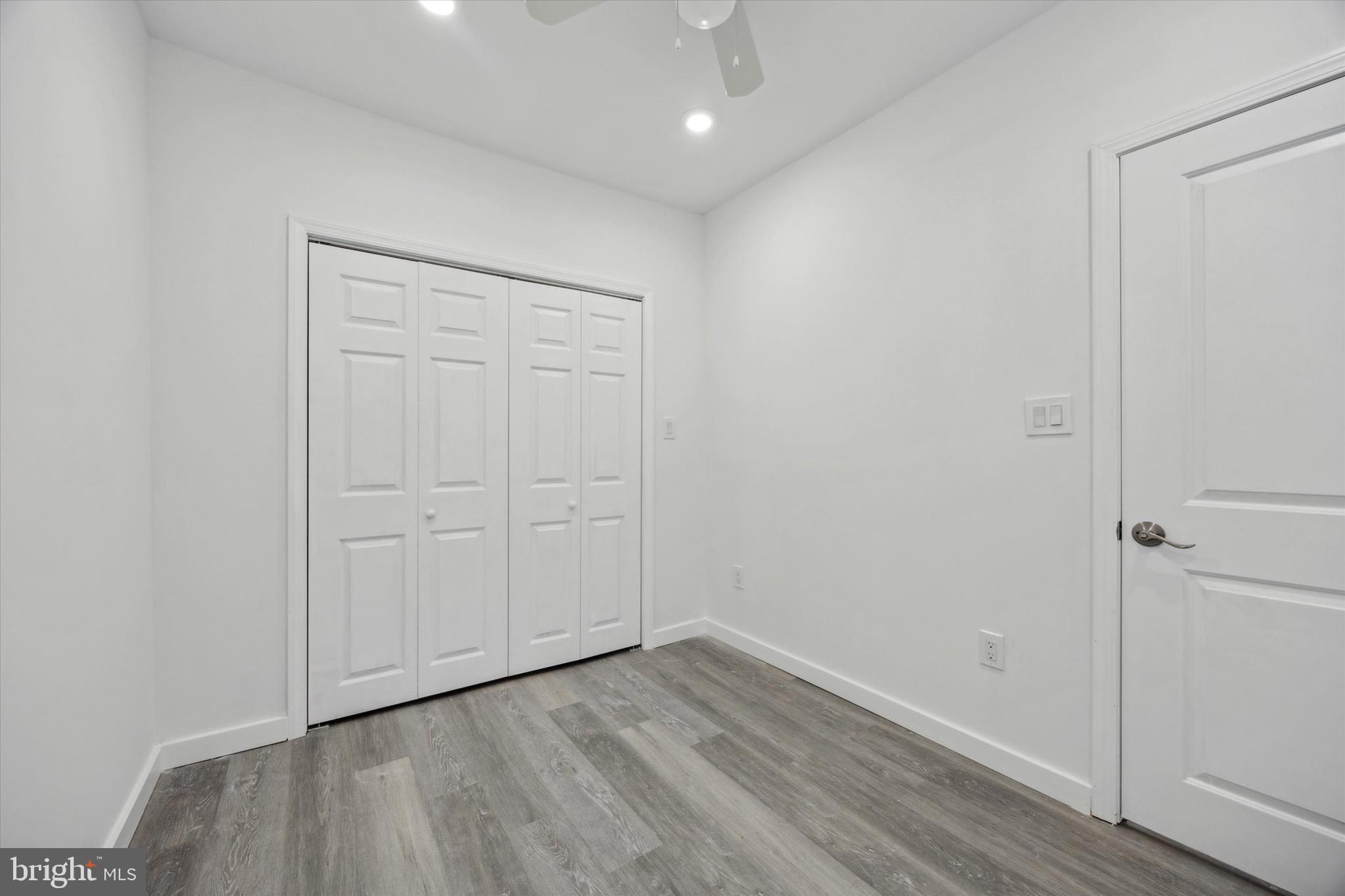 PORT RICHMOND - Residential