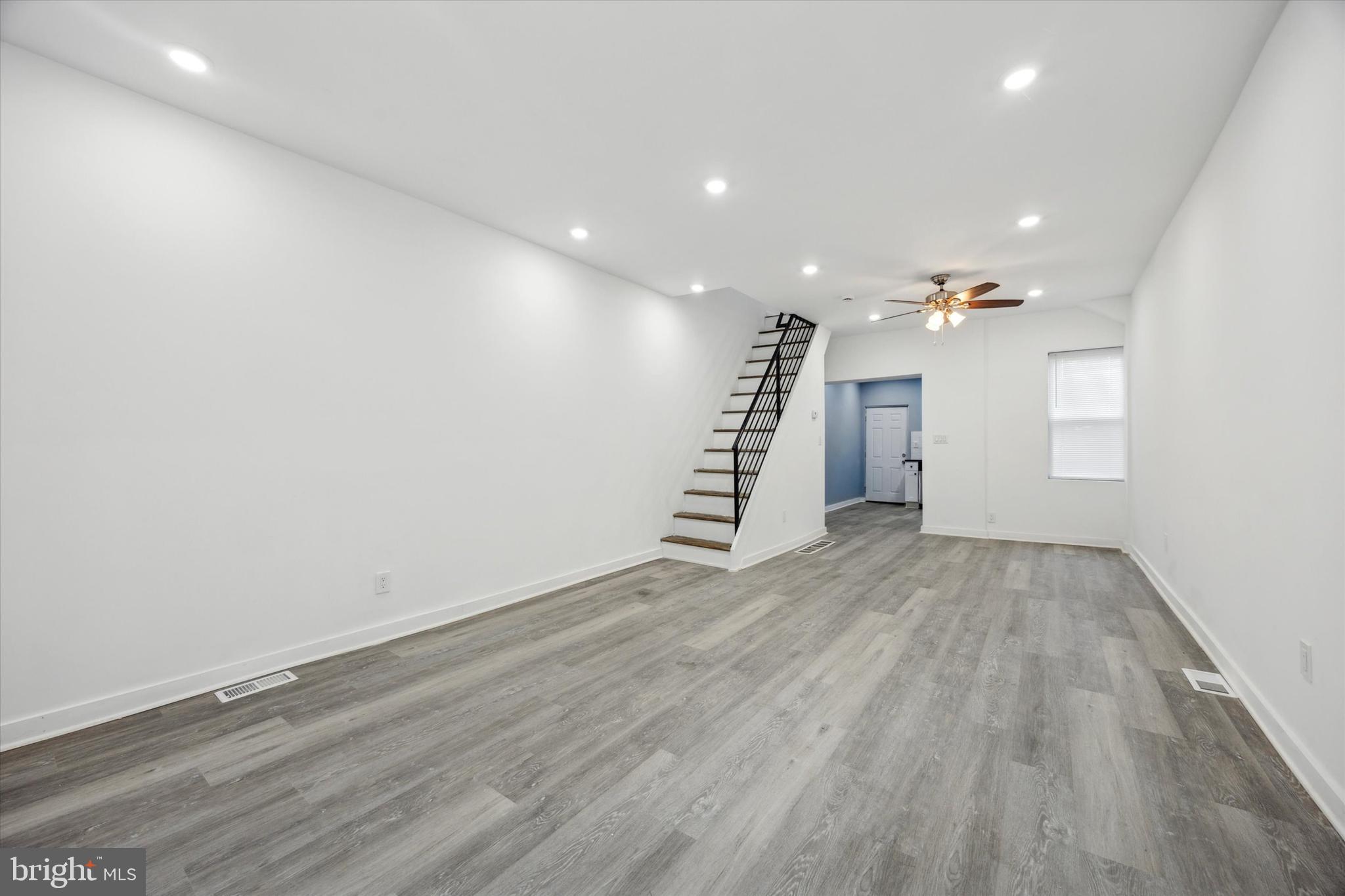 PORT RICHMOND - Residential