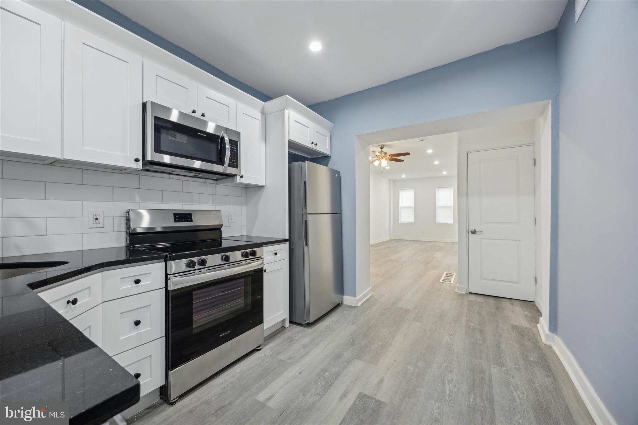 PORT RICHMOND - Residential