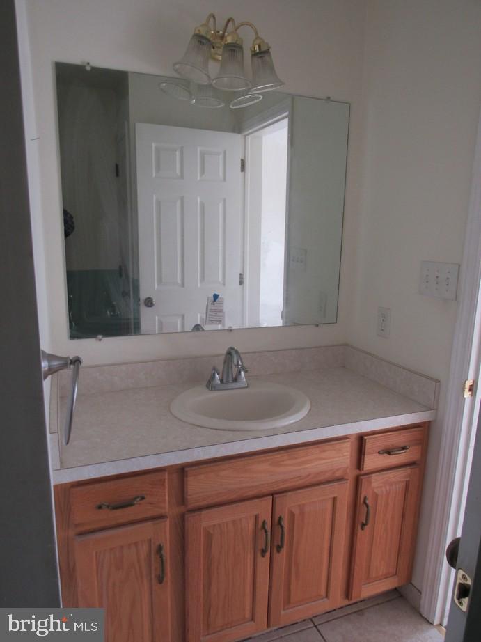 SUMMIT HILLS - Residential