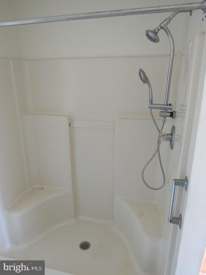 SUMMIT HILLS - Residential