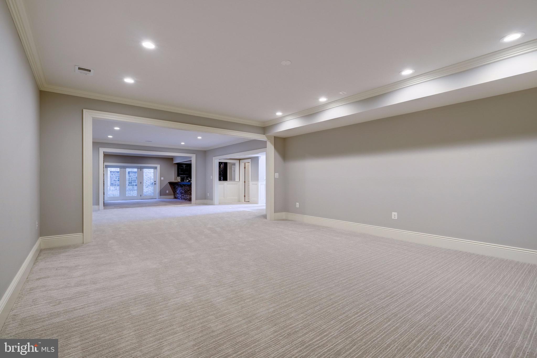 COUNTRY CLUB HILLS - Residential