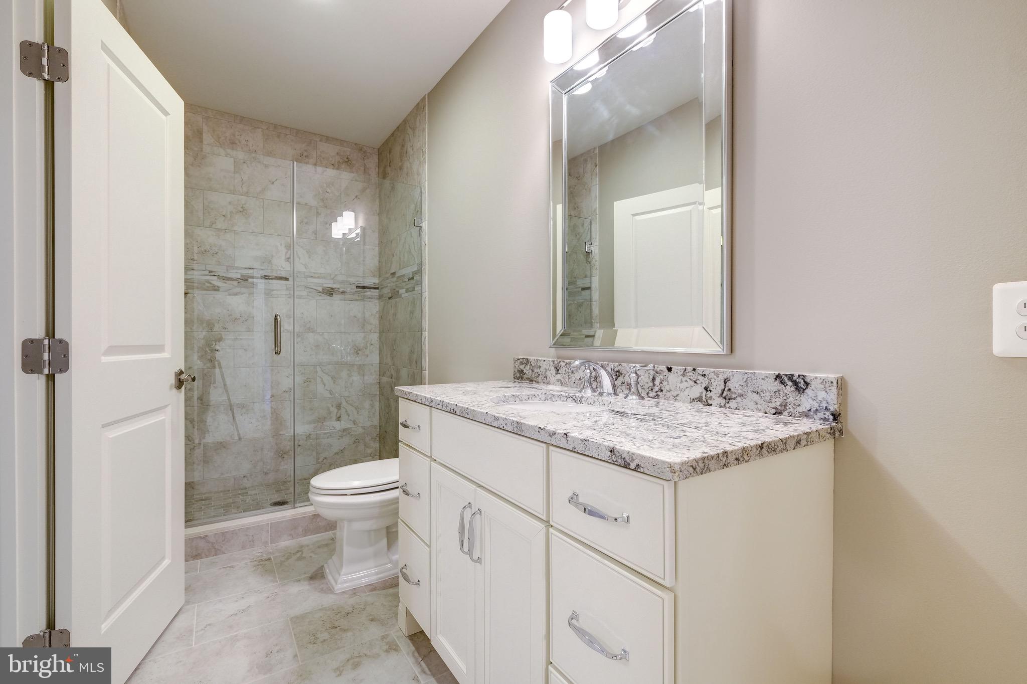 COUNTRY CLUB HILLS - Residential