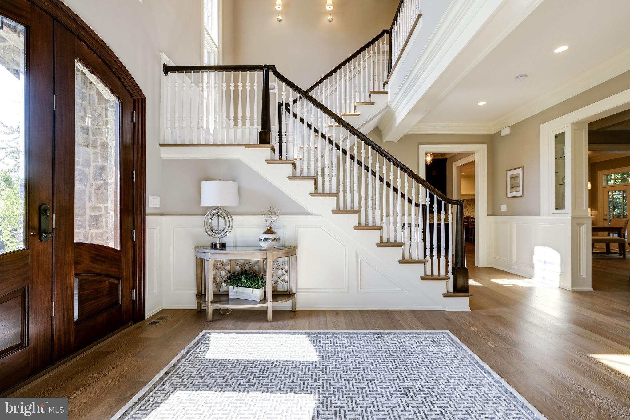 COUNTRY CLUB HILLS - Residential