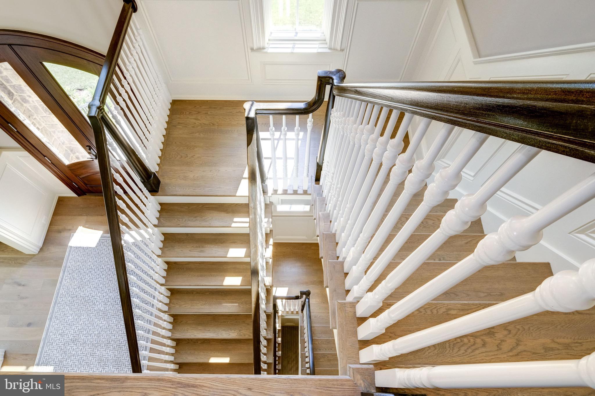 COUNTRY CLUB HILLS - Residential