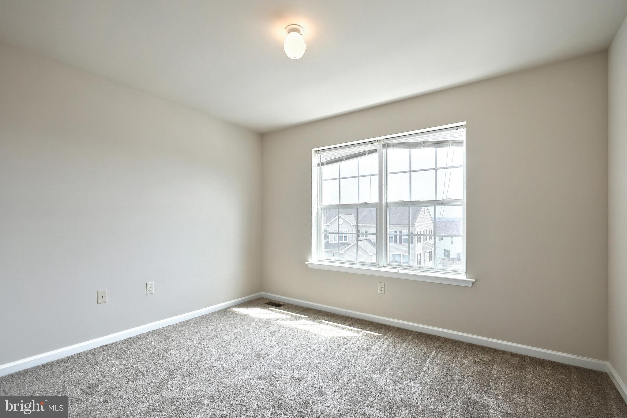 WOODCREST HILLS - Residential