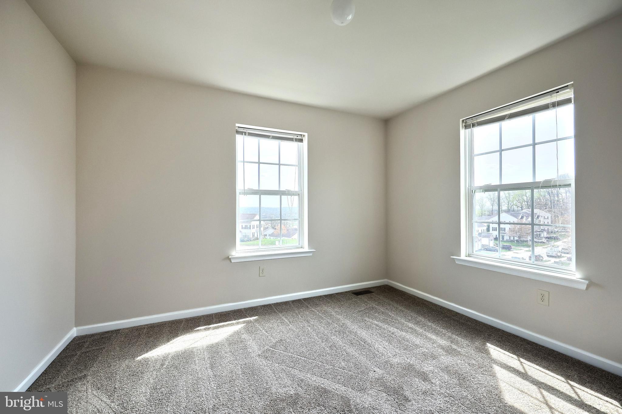 WOODCREST HILLS - Residential