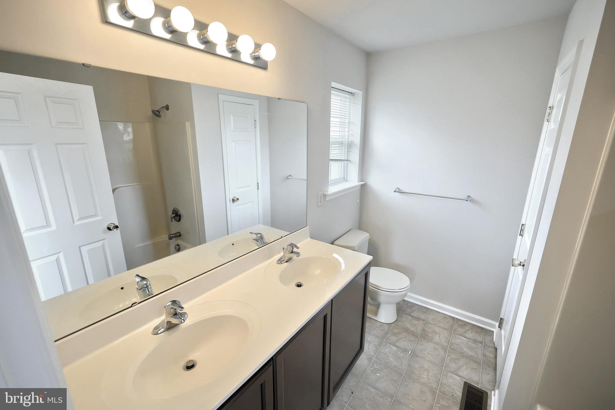 WOODCREST HILLS - Residential