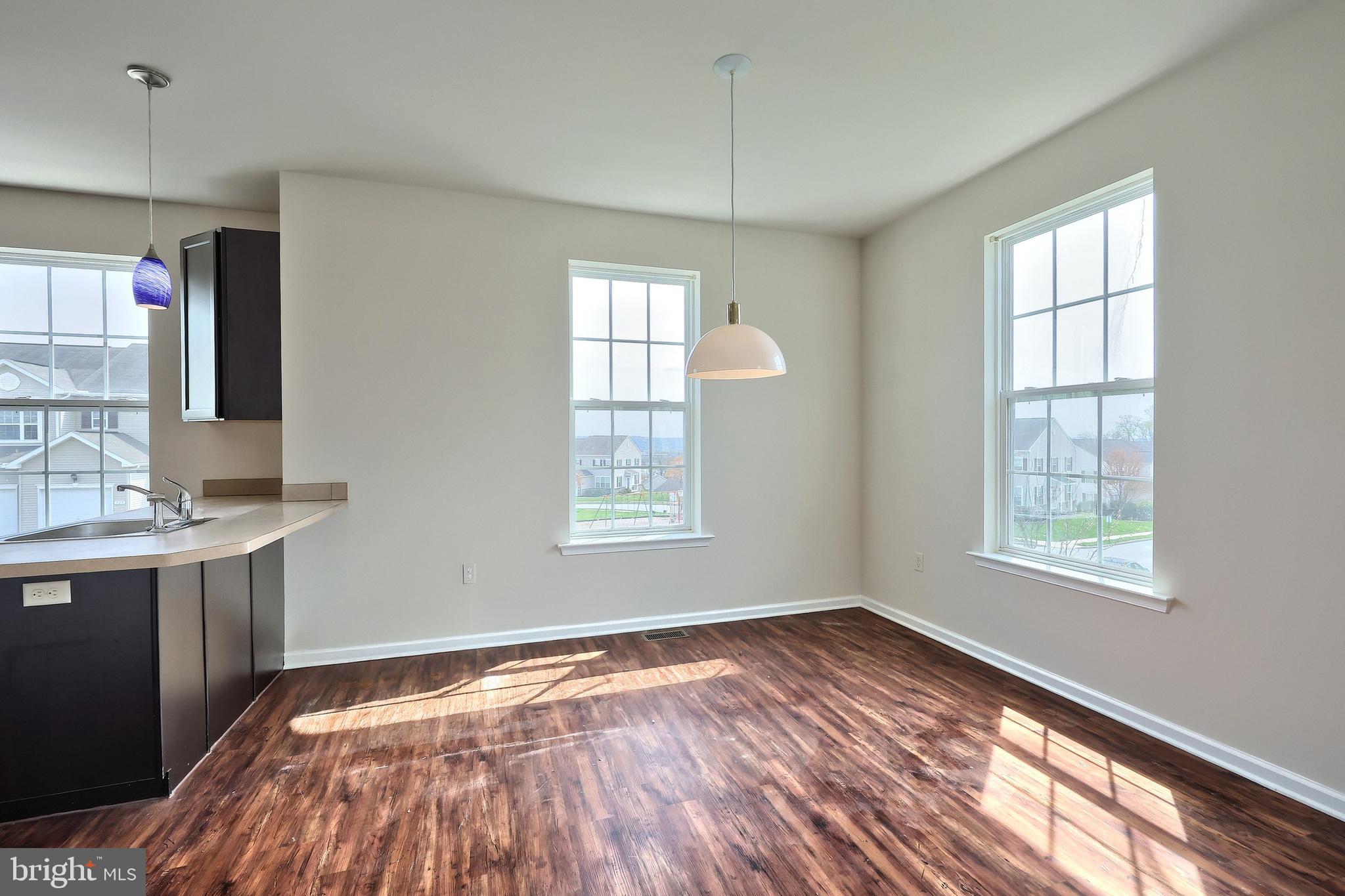 WOODCREST HILLS - Residential