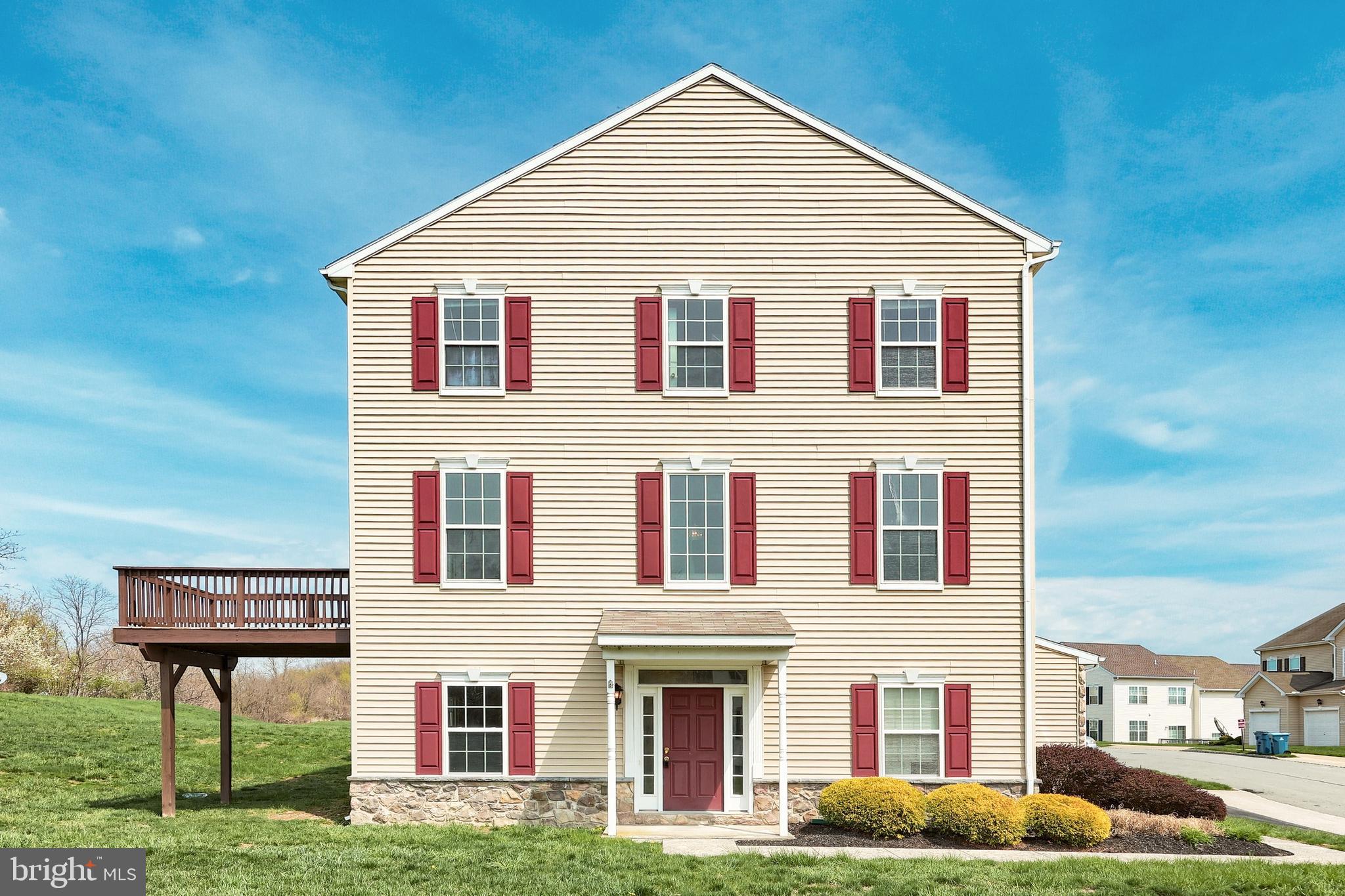 WOODCREST HILLS - Residential