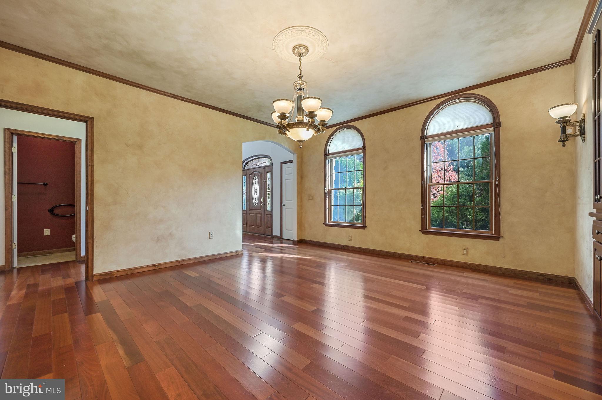 CEDAR CREEK - Residential