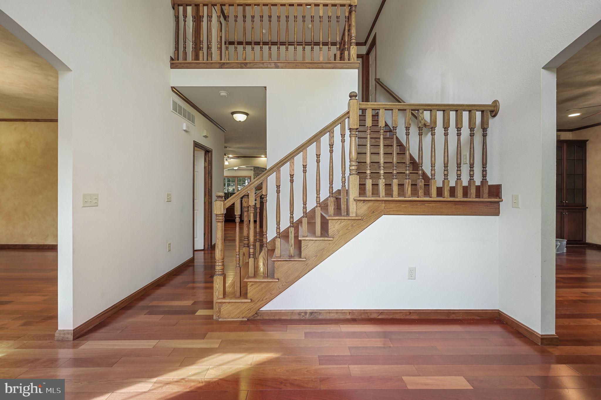 CEDAR CREEK - Residential