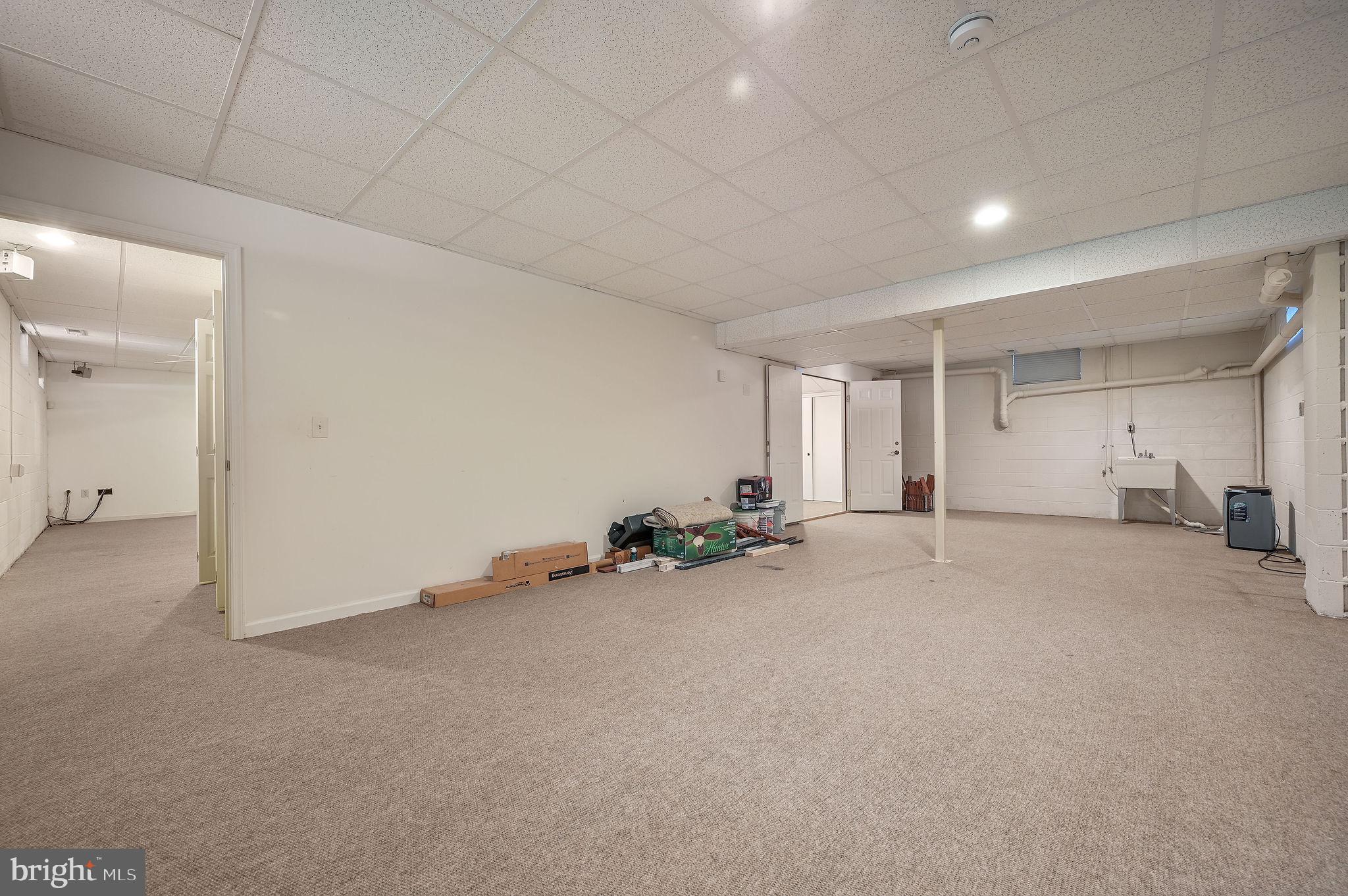 CEDAR CREEK - Residential