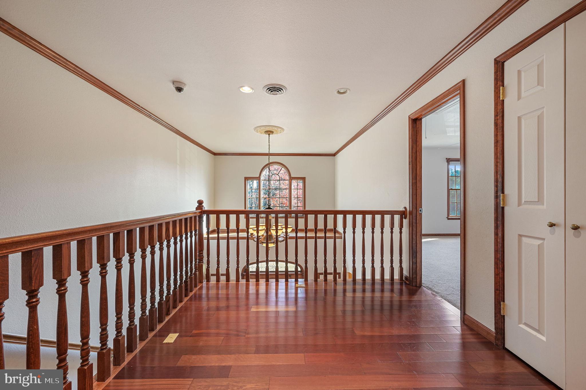 CEDAR CREEK - Residential