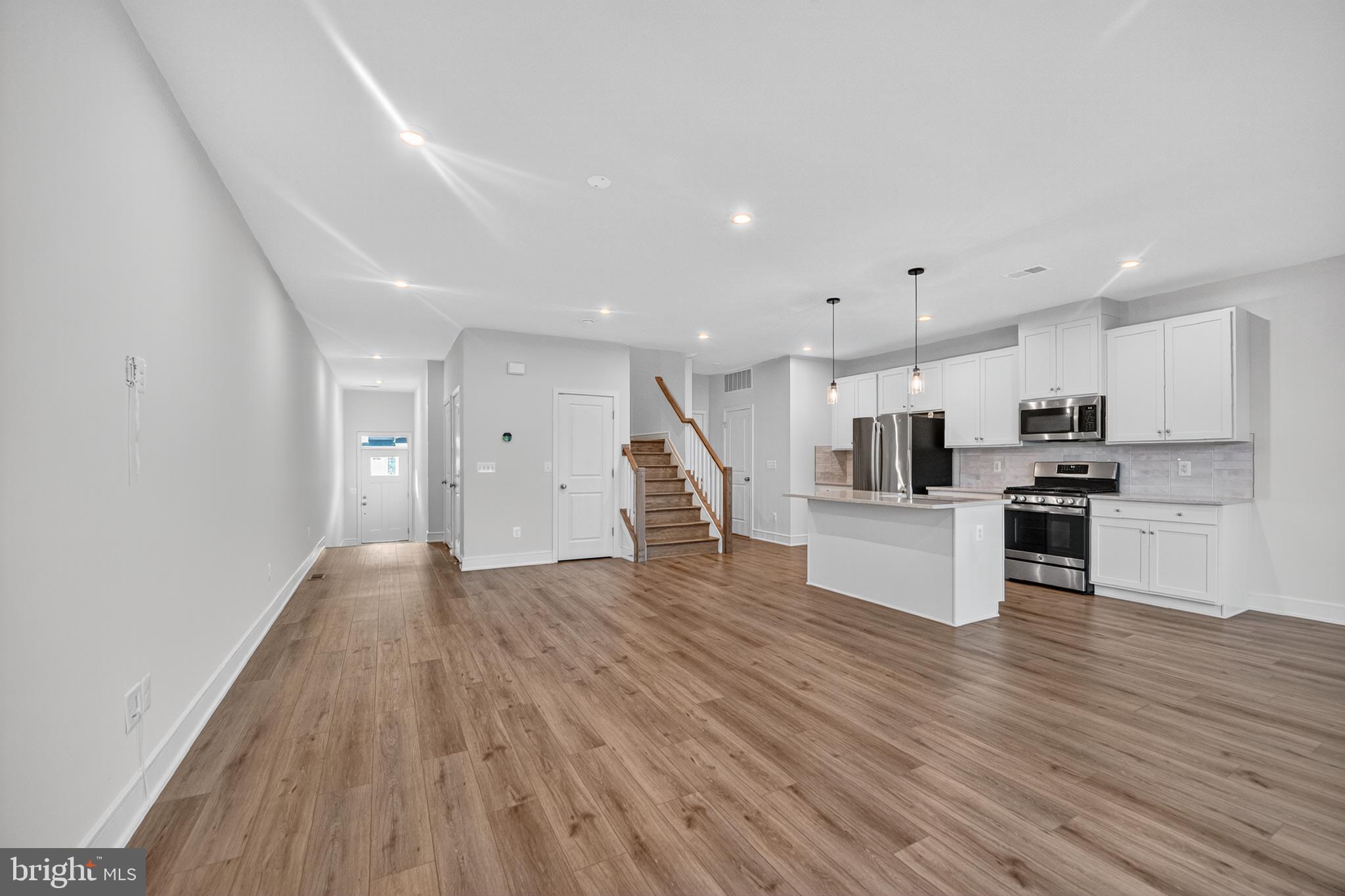 LAKE FREDERICK - Residential