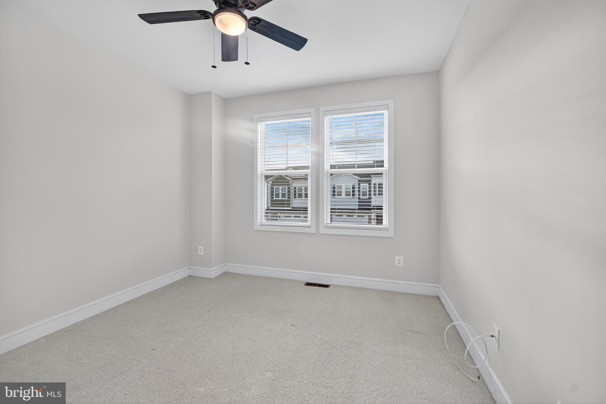 LAKE FREDERICK - Residential