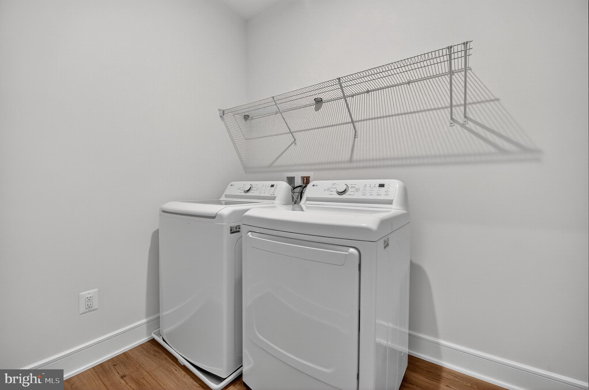 LAKE FREDERICK - Residential