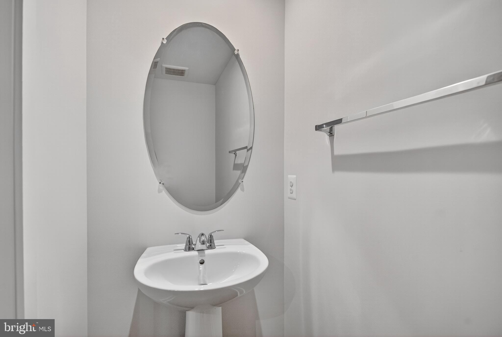 LAKE FREDERICK - Residential