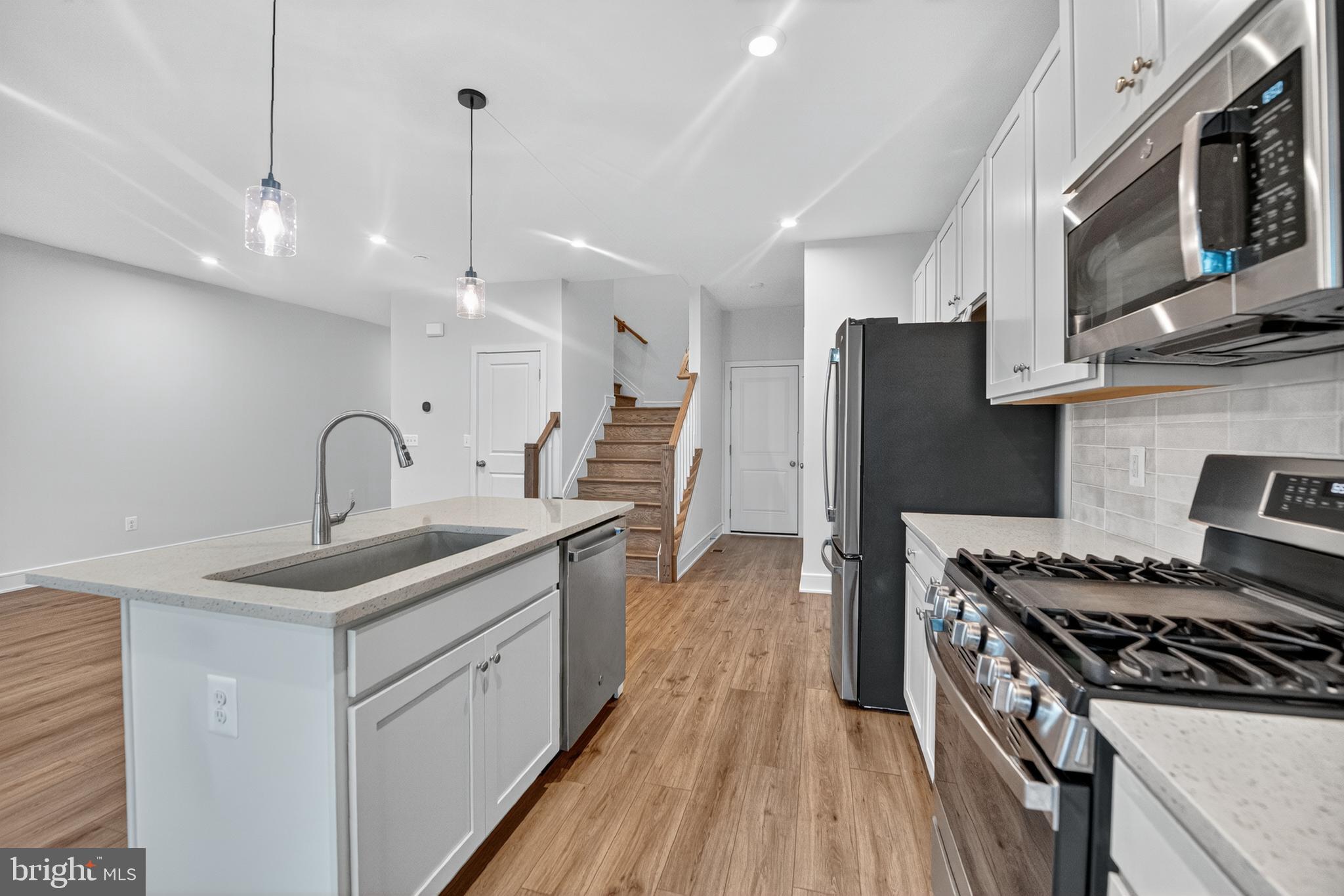 LAKE FREDERICK - Residential