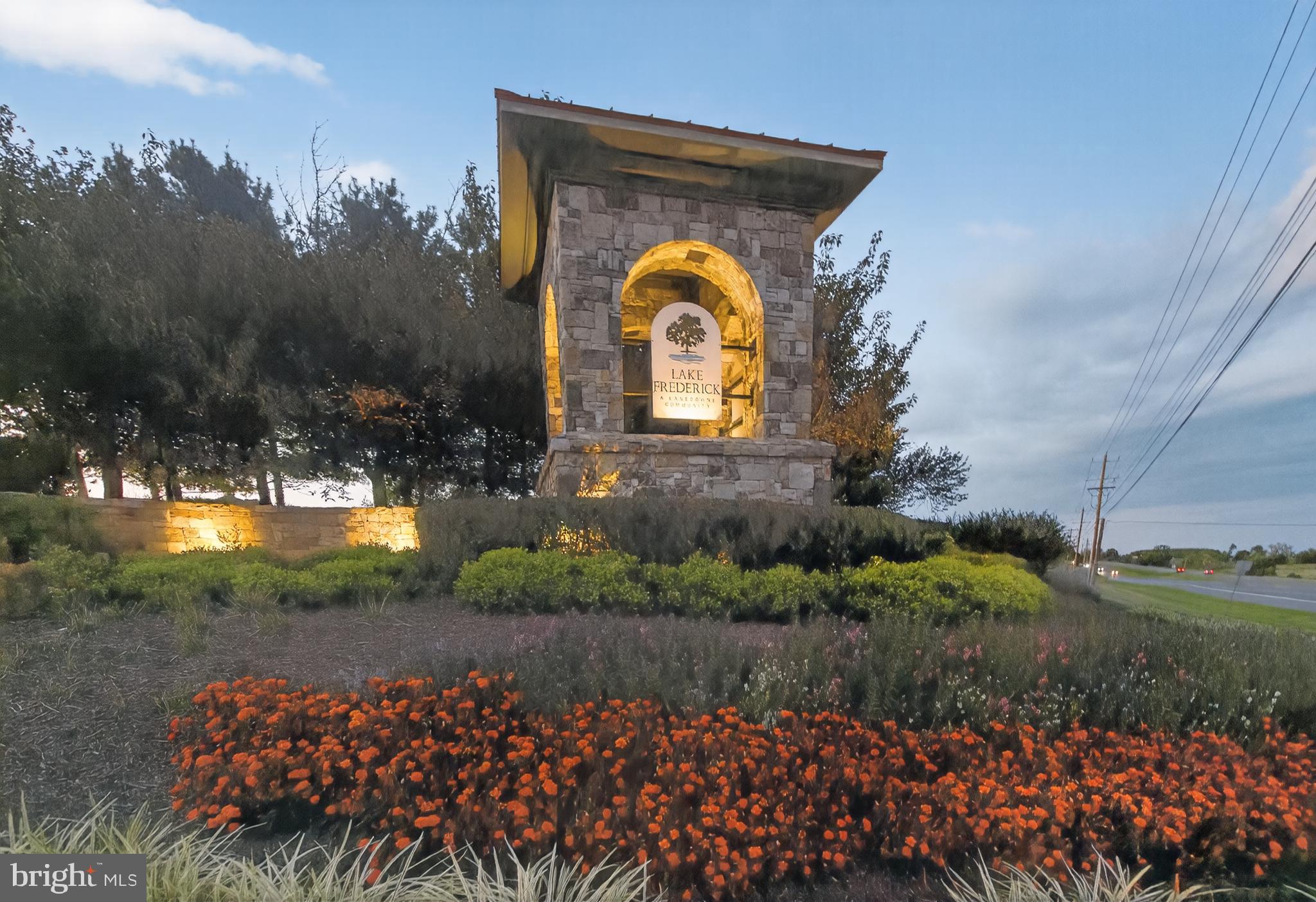 LAKE FREDERICK - Residential