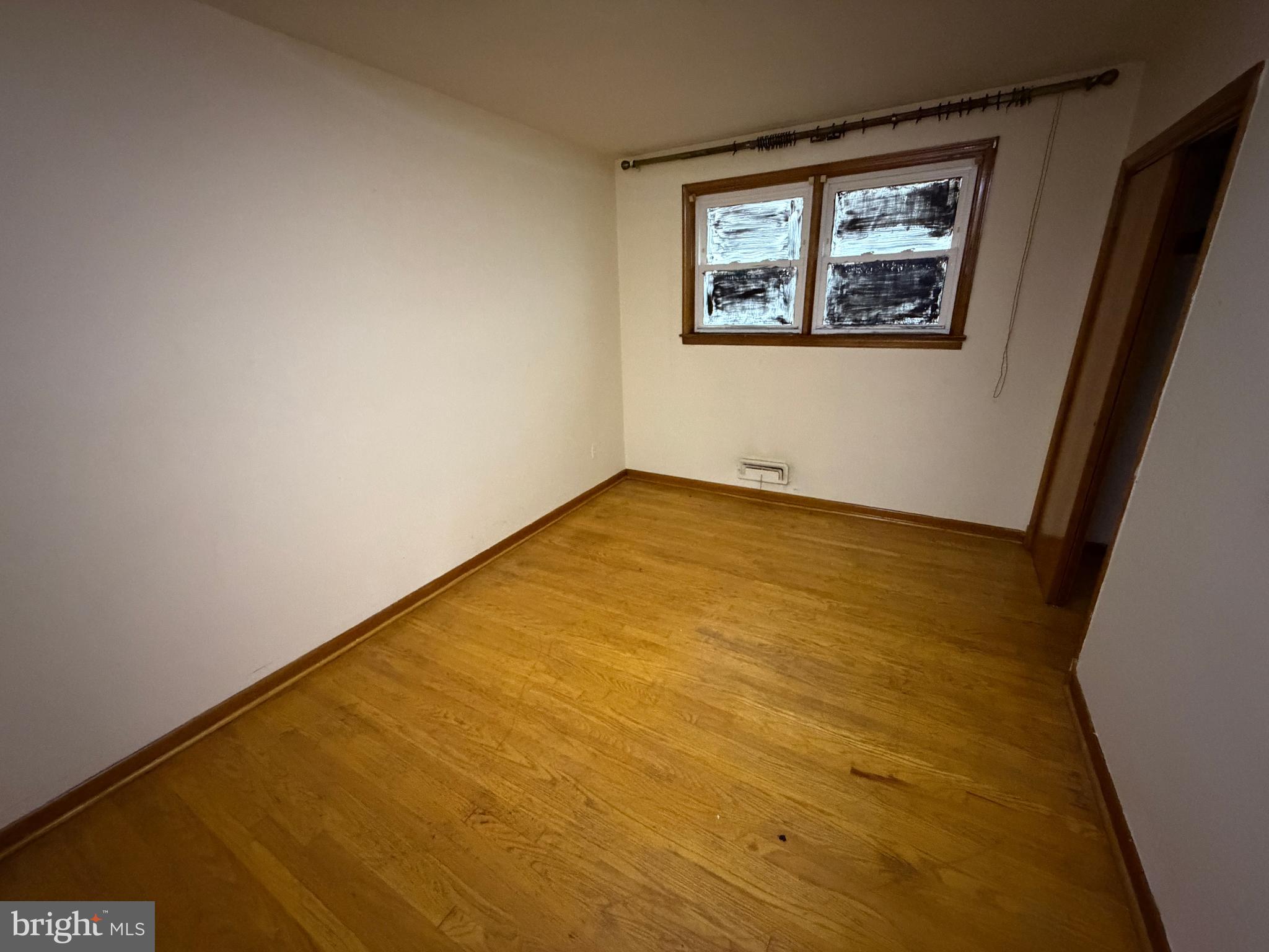 GUILFORD MANOR - Residential