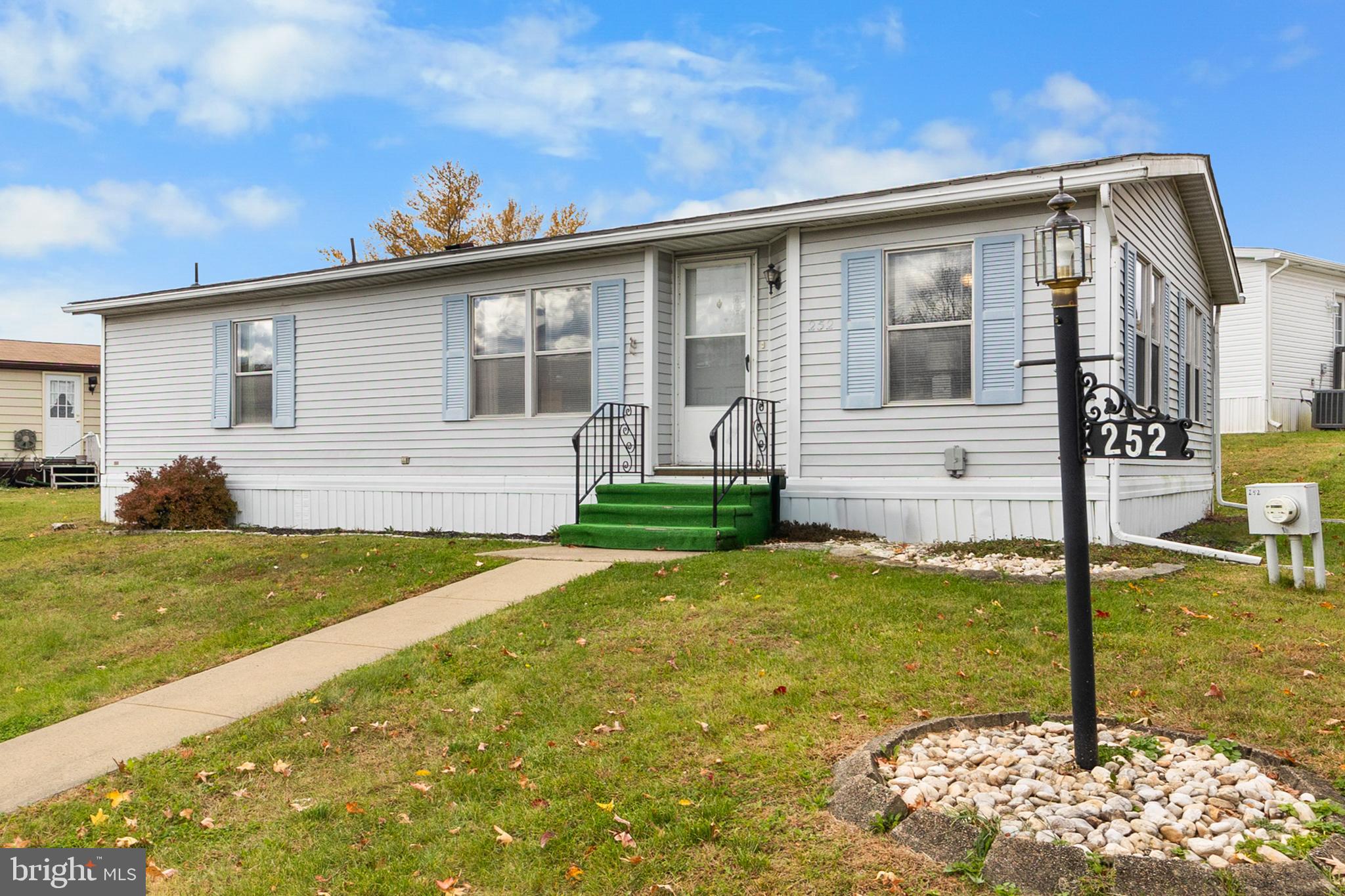 NESHAMINY FALLS - Residential