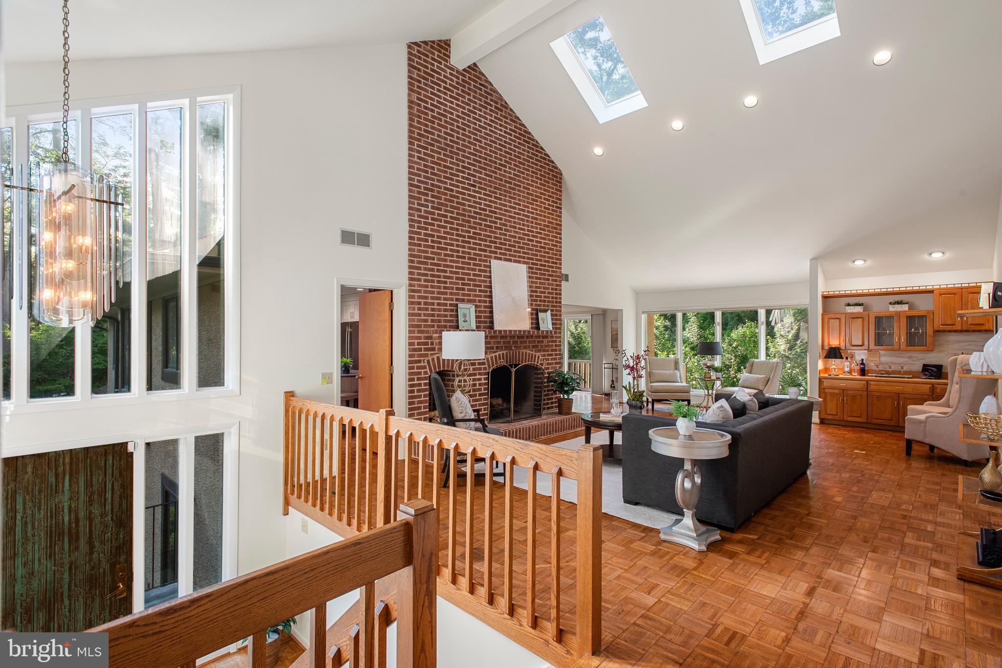 BRYN MAWR - Residential