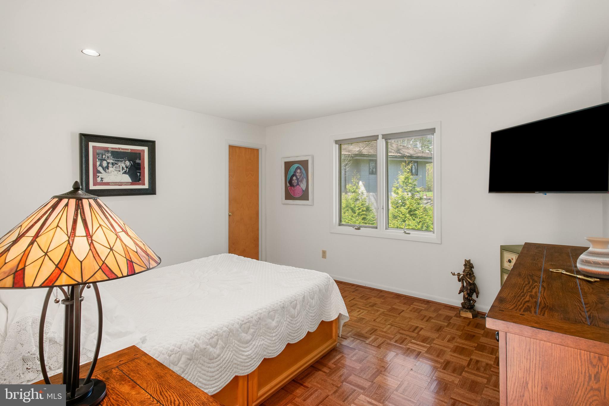 BRYN MAWR - Residential