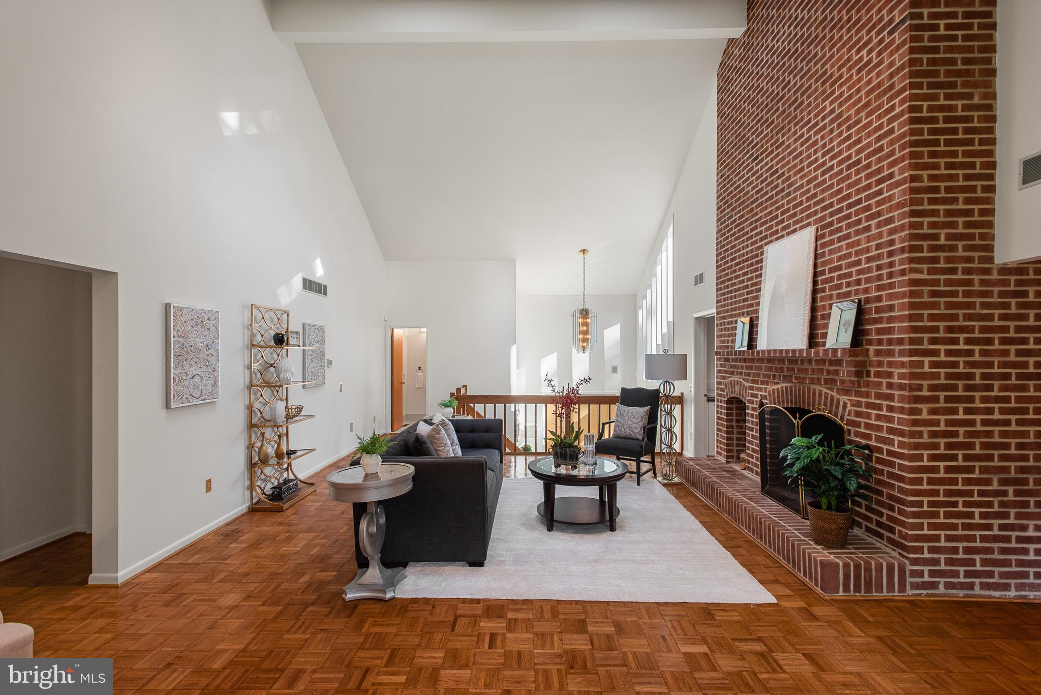 BRYN MAWR - Residential