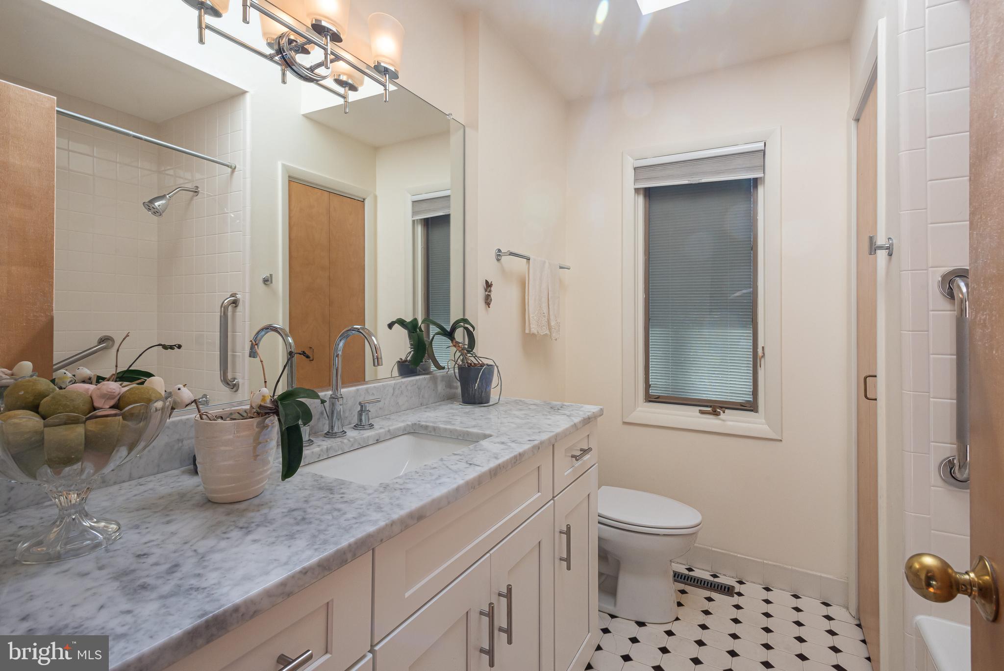 BRYN MAWR - Residential