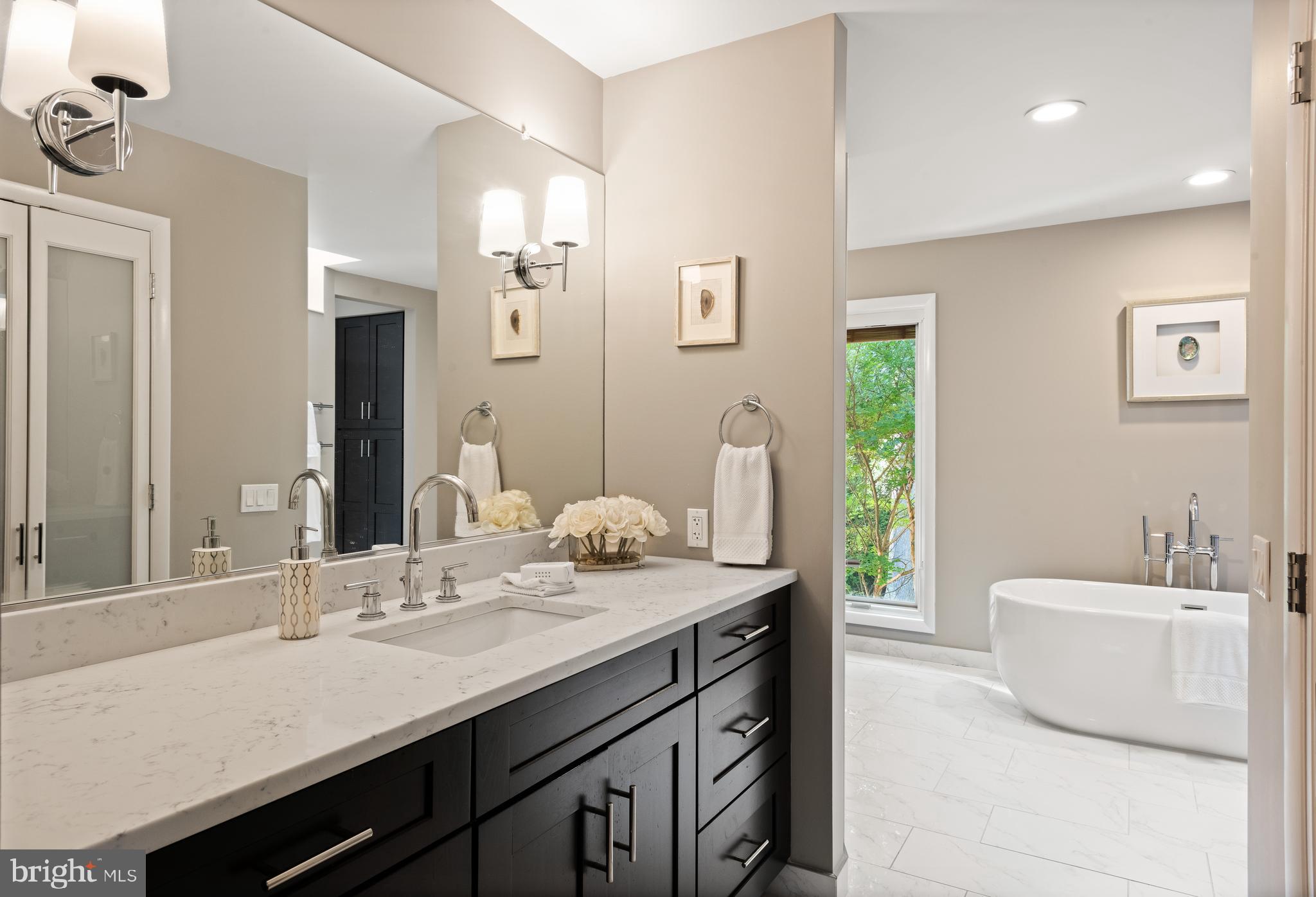 BRYN MAWR - Residential