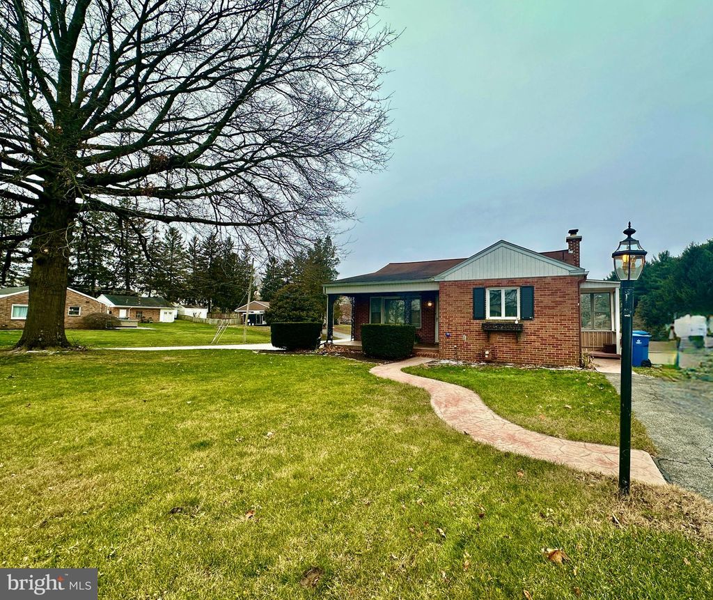 Photo of 340 S Camp Street, RED LION, PA 17356 (MLS # PAYK2094726)