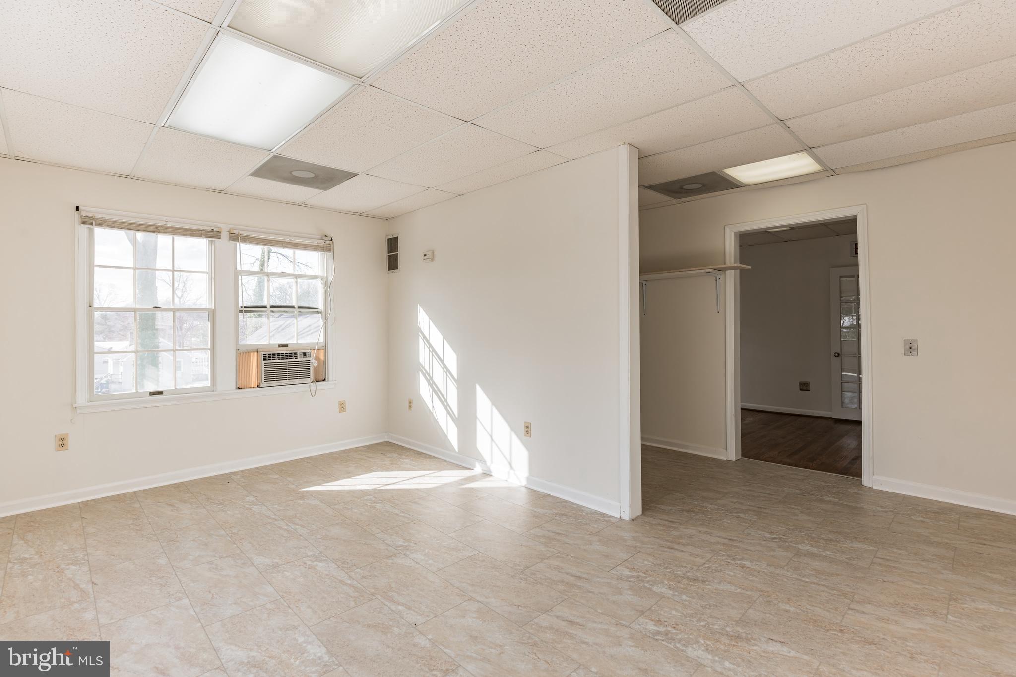 WALDORF TERRACE SUB - Residential