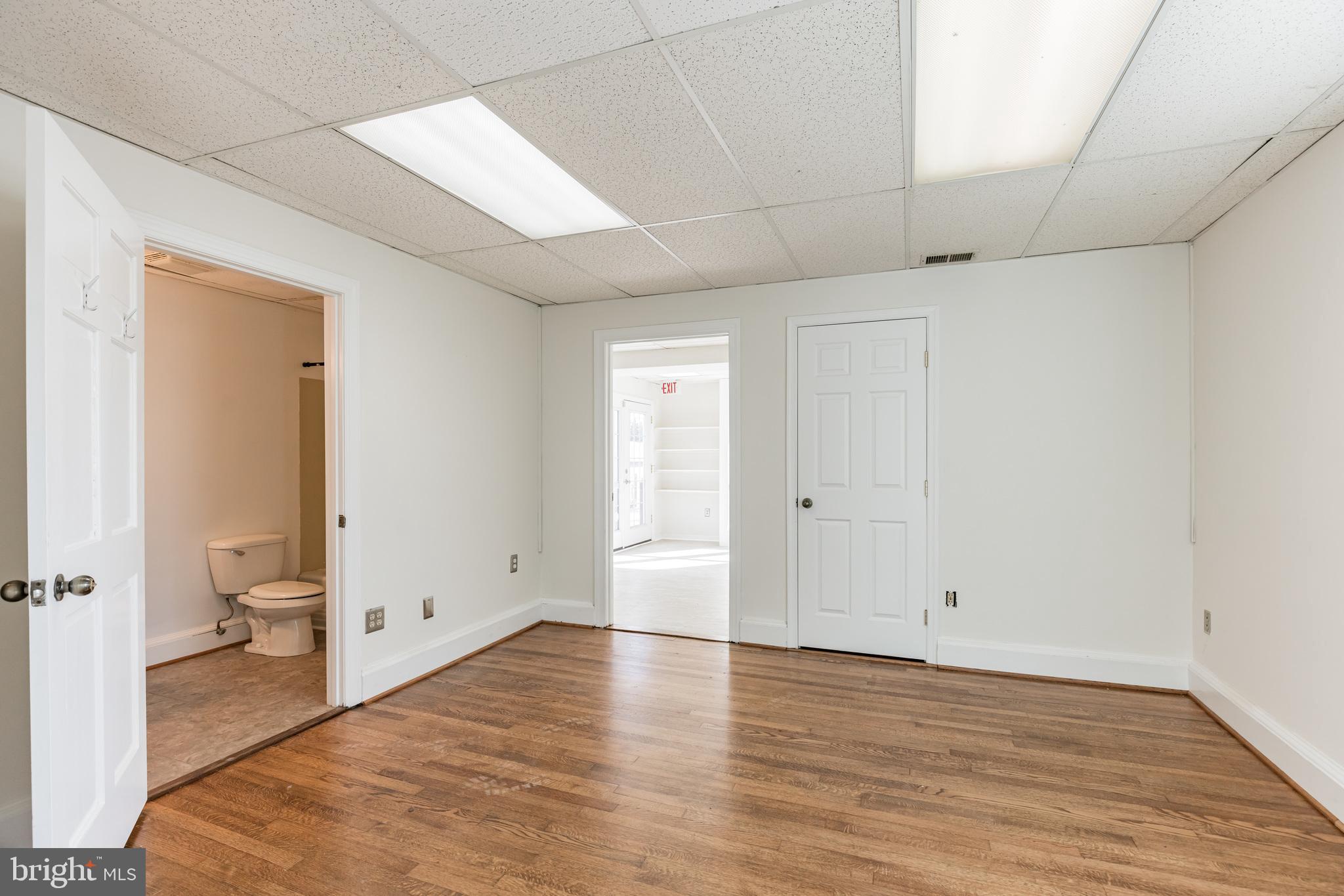 WALDORF TERRACE SUB - Residential