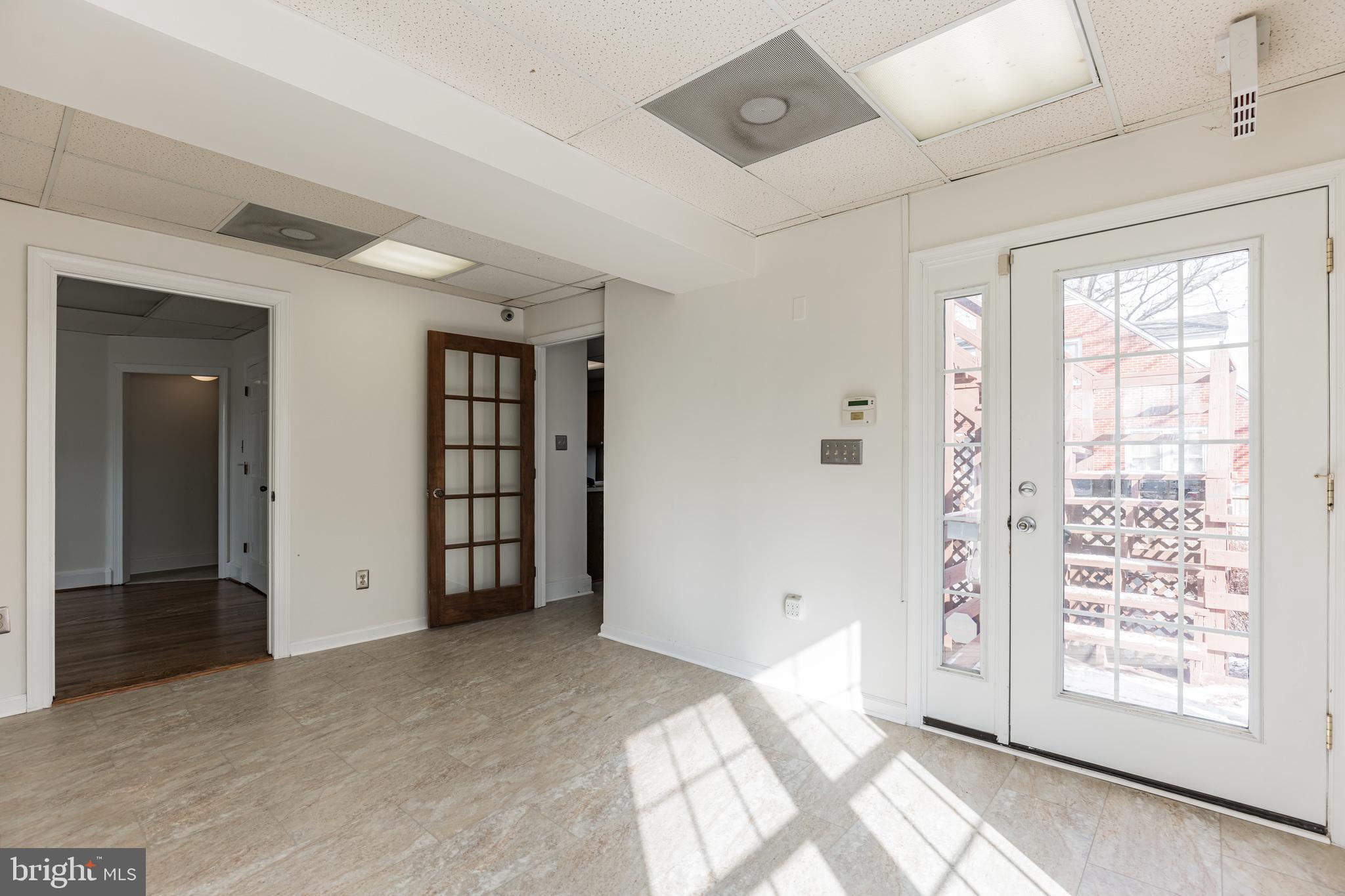 WALDORF TERRACE SUB - Residential