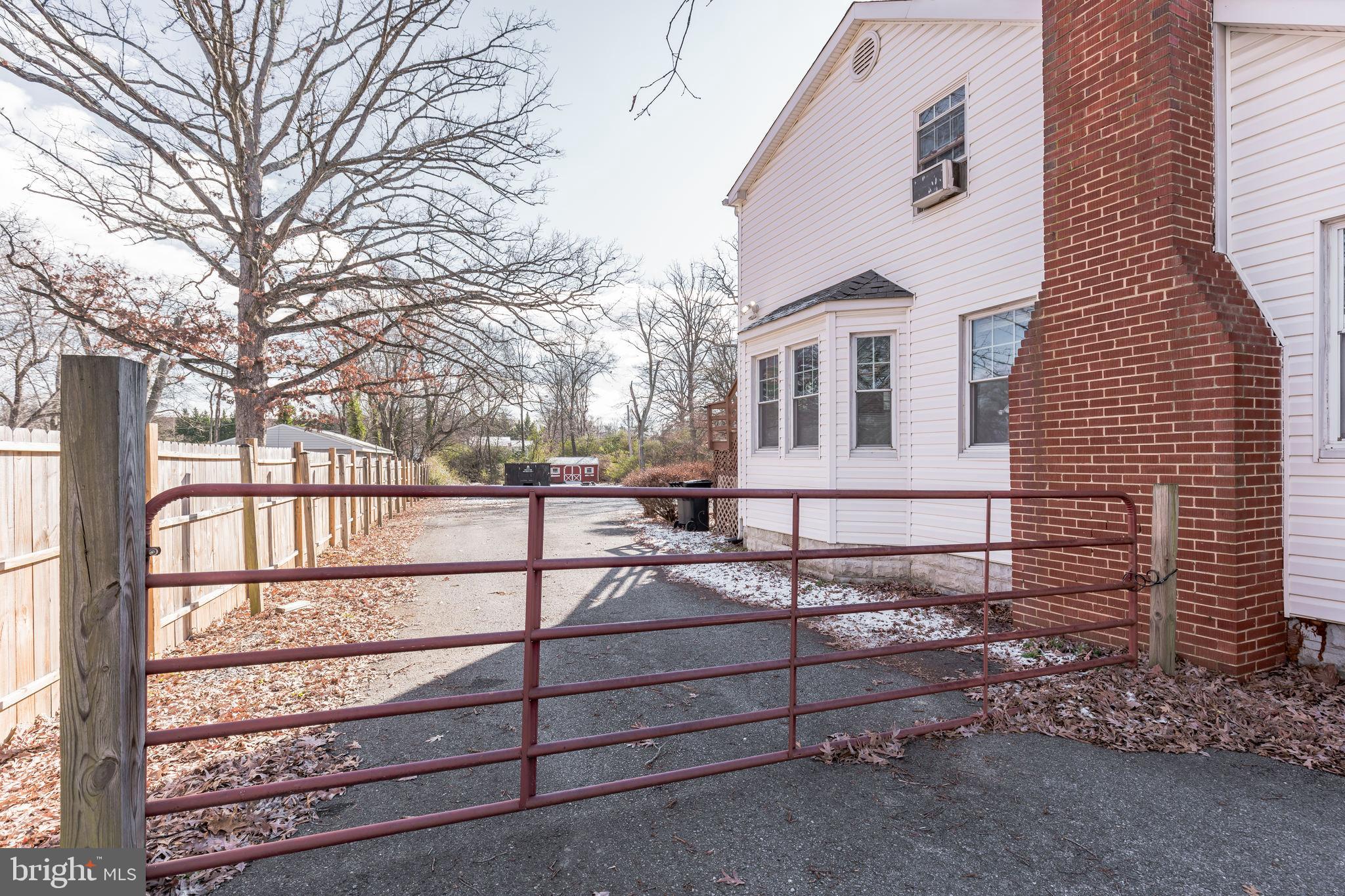 WALDORF TERRACE SUB - Residential