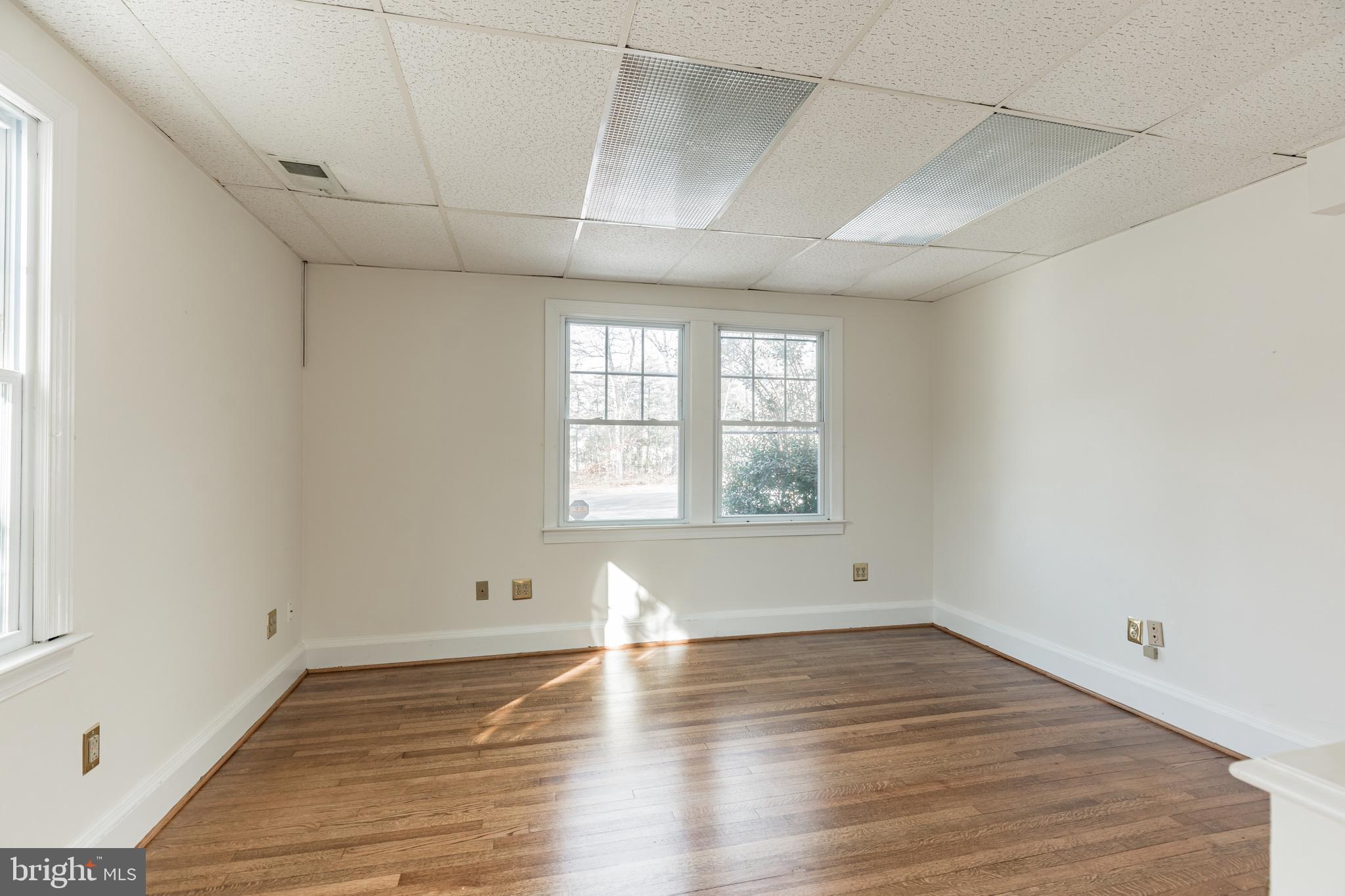 WALDORF TERRACE SUB - Residential