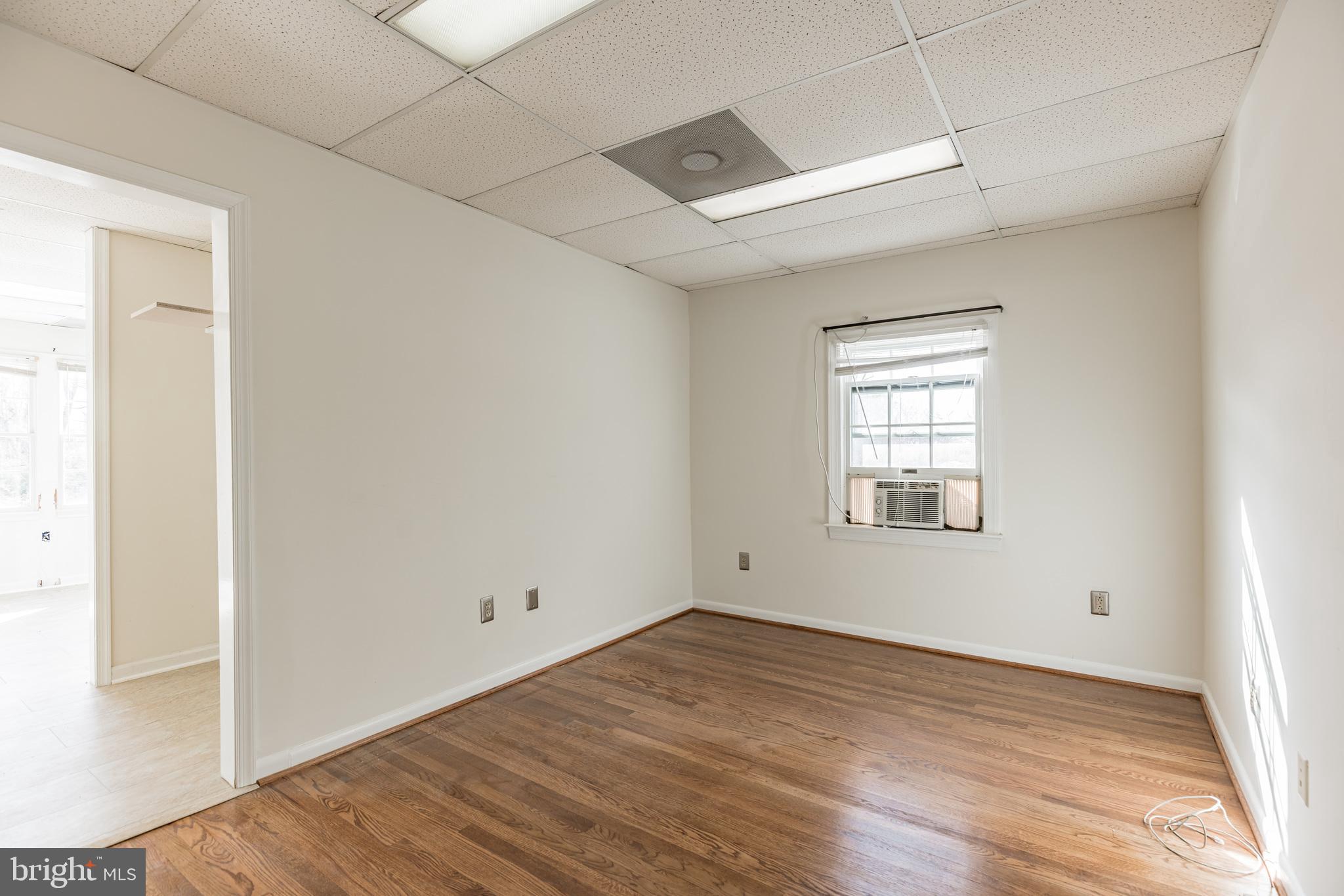 WALDORF TERRACE SUB - Residential