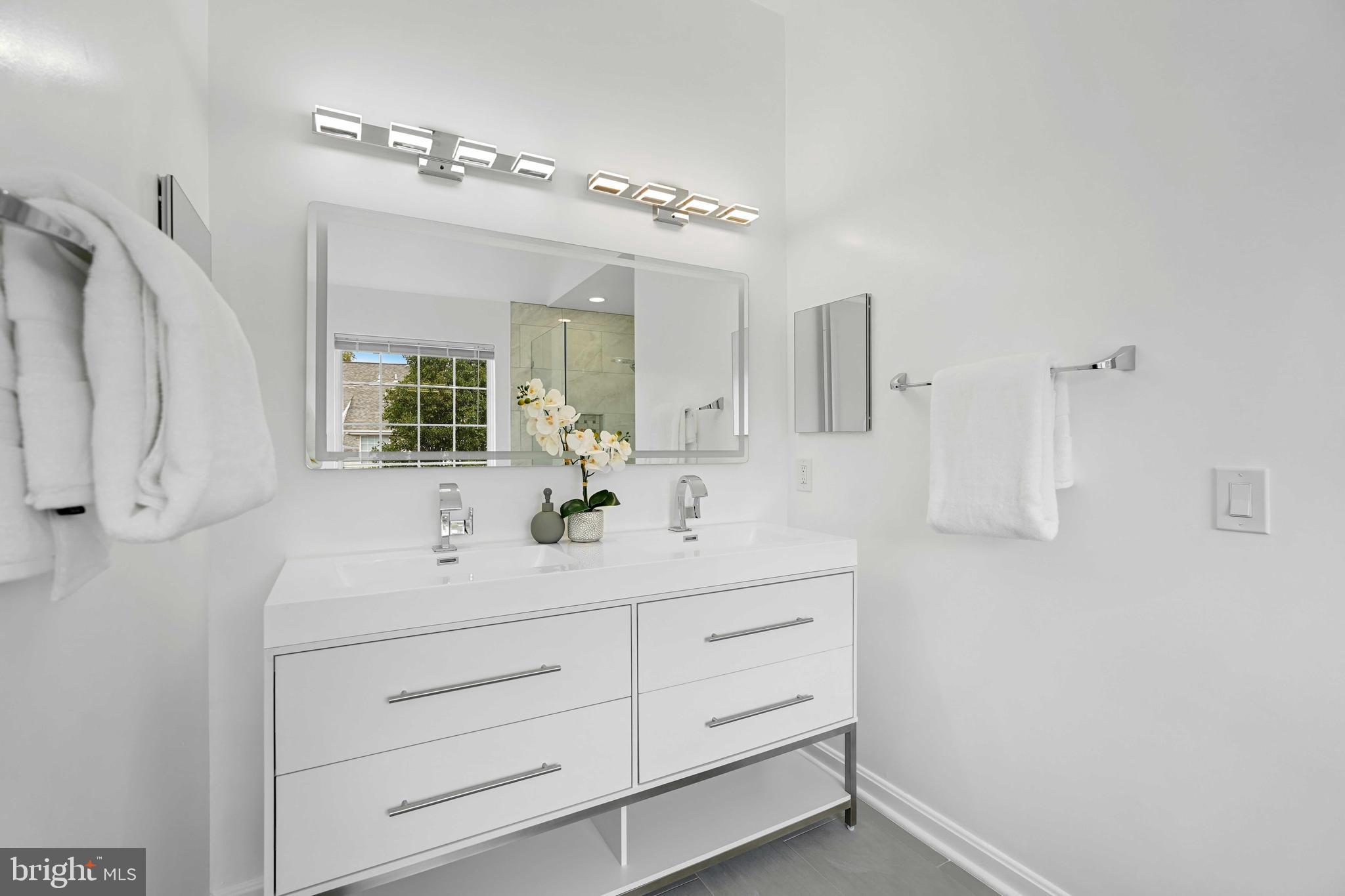 TOWNS AT STUART POINT - Residential